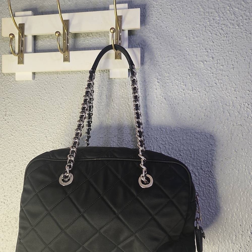 Prada Black Tussu Quilted Nylon Bag + Lock & Key W/Poshmark Authentication - Picture 8 of 15